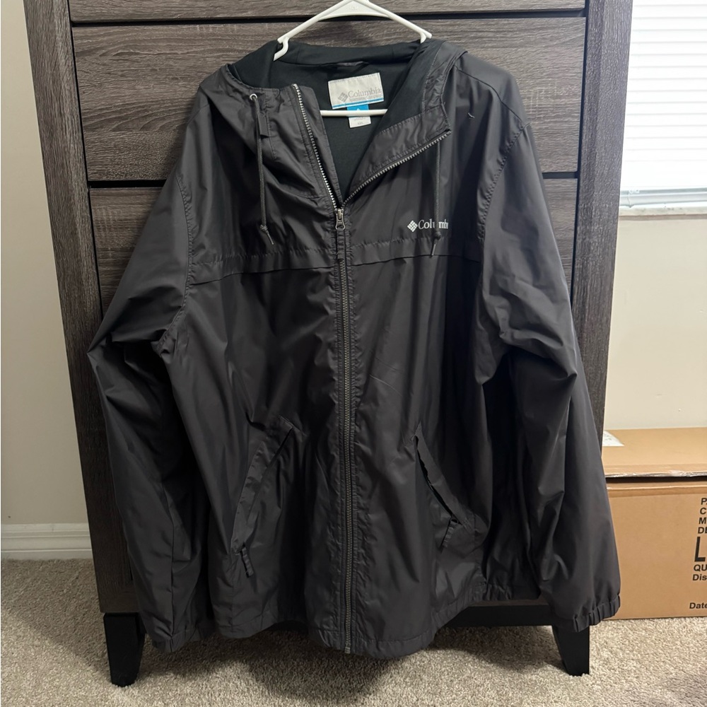Columbia Men's Charcoal Rain Jacket